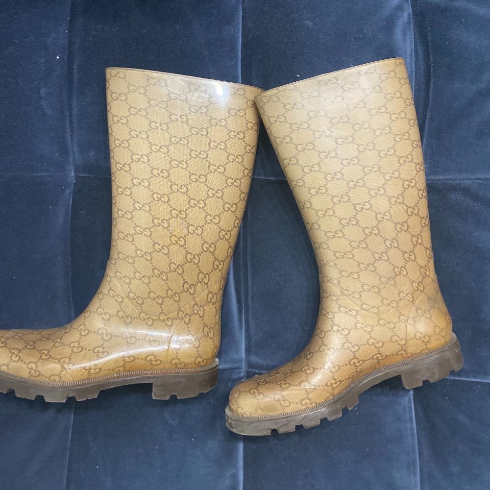 Gucci Edimburg GG' Rain Boots - Picture 2 of 5